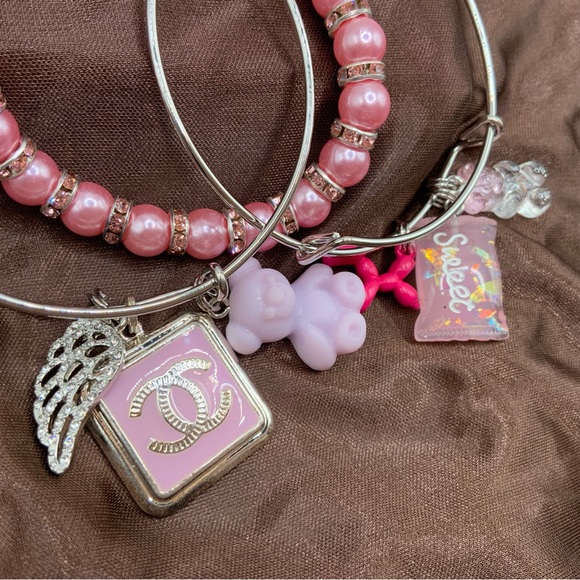 Set of 3 Handmade 2 Silver Bangle Bracelet 1 Beaded Stretch Bracelets - Picture 3 of 3